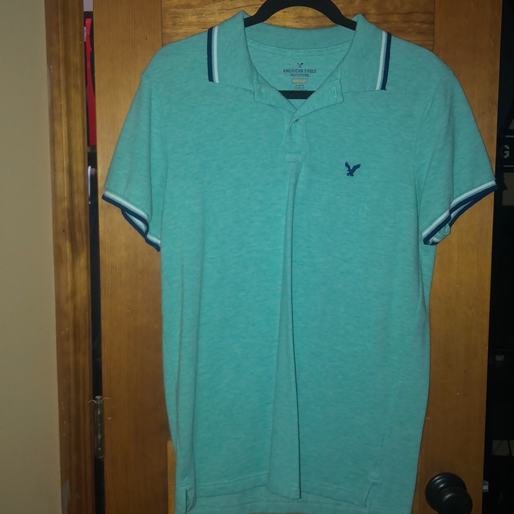 Like New AE polo